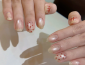 Nails Tay