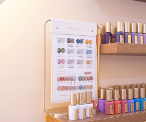 Tiệm Nails Nhà Nhi
