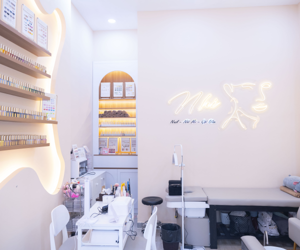 Tiệm Nails Nhà Nhi