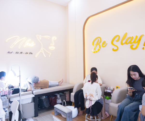 Tiệm Nails Nhà Nhi